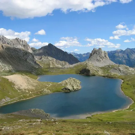 Location Angelique T2 A La Montagne *